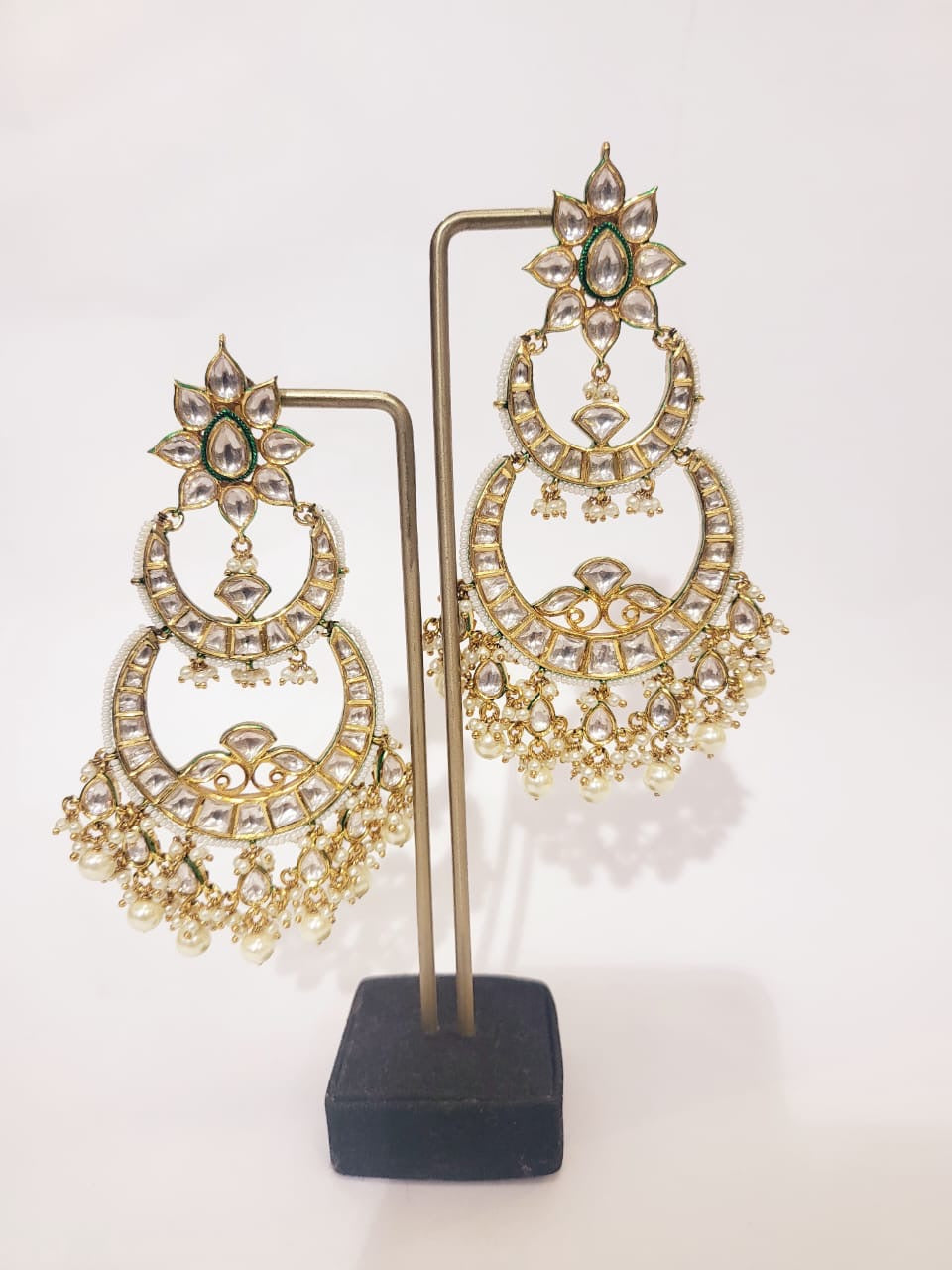 Zariya Emerald Kundan Chandbali Earrings