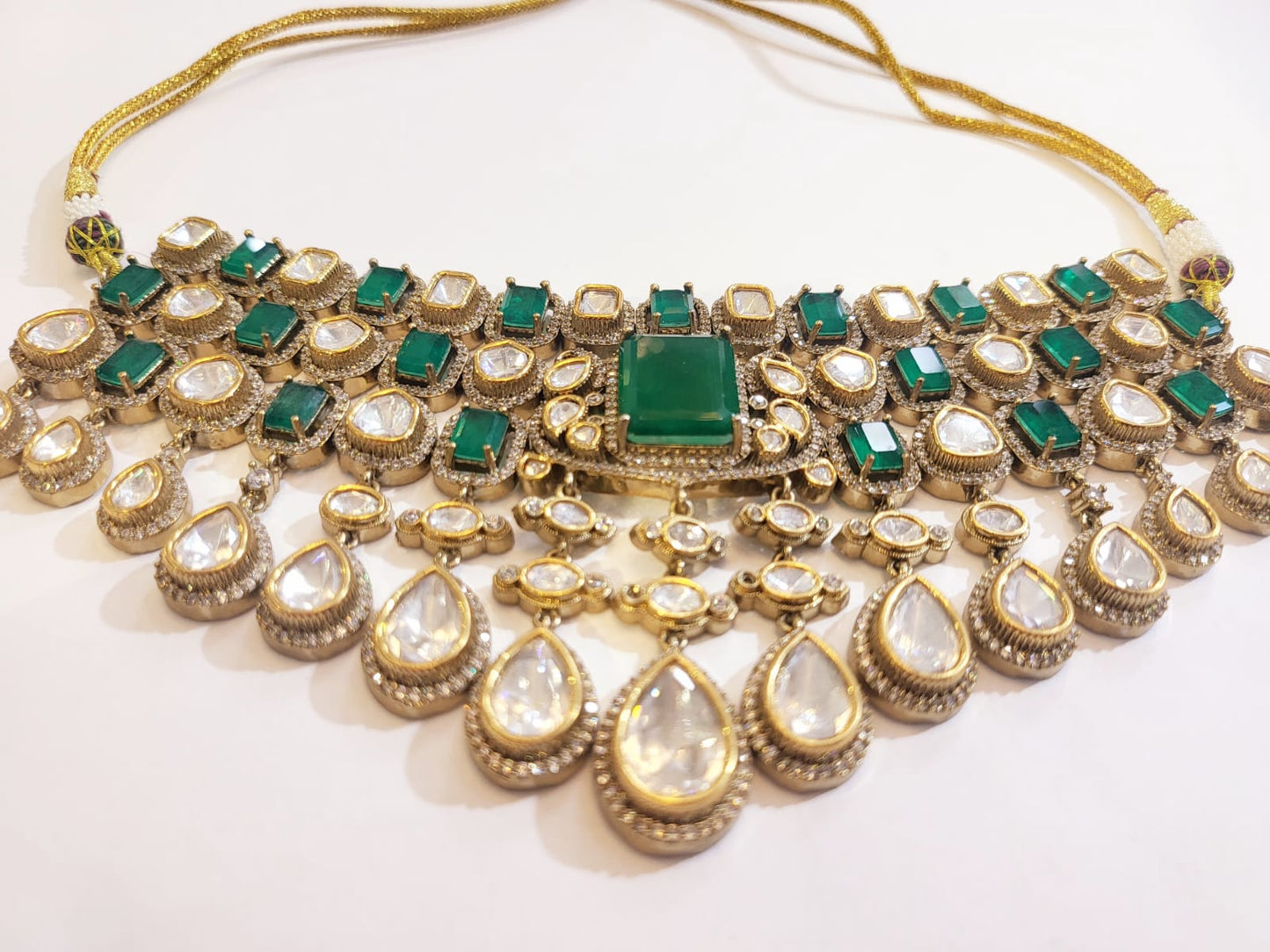 Maharani Emerald Kundan Choker with Pearl Layers