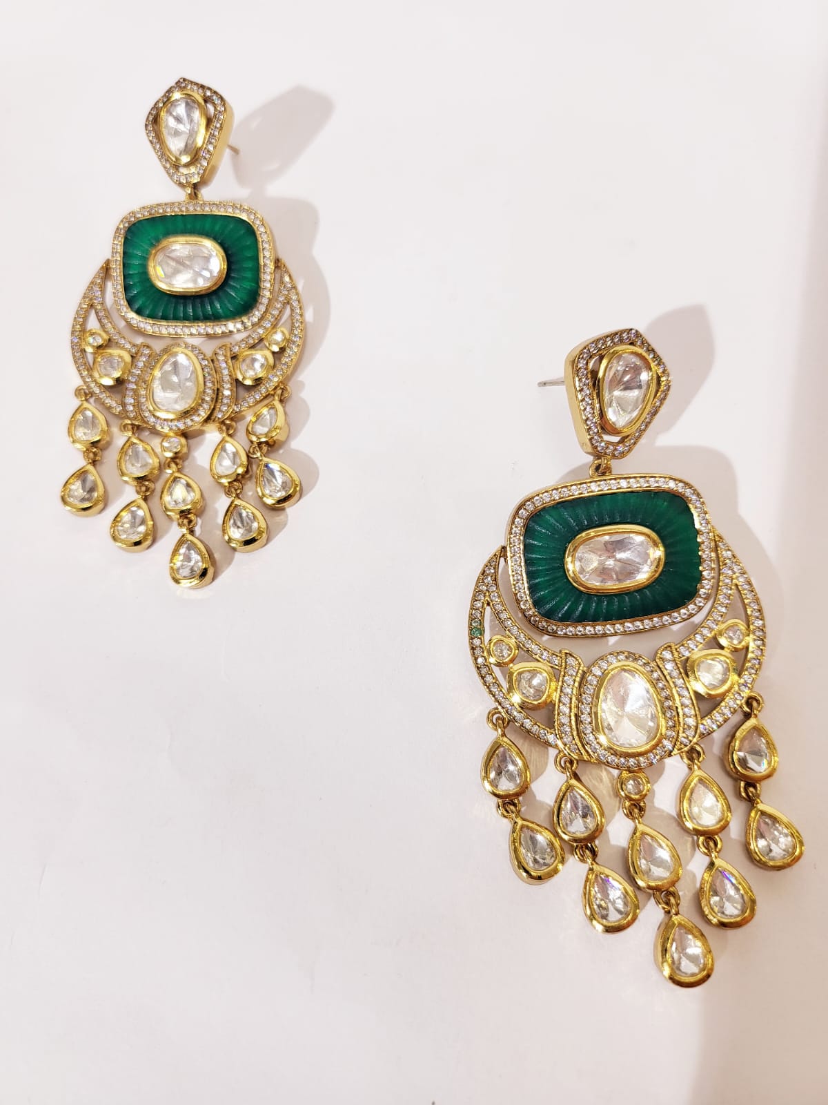 Classic Kundan Teardrop Earrings with Ruby Enamel Detailing Mangtika
