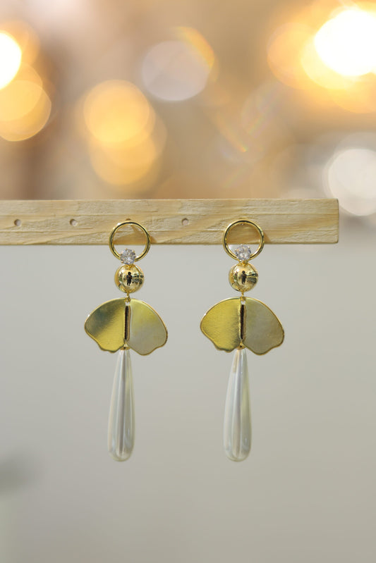 Gold toned drop earrings