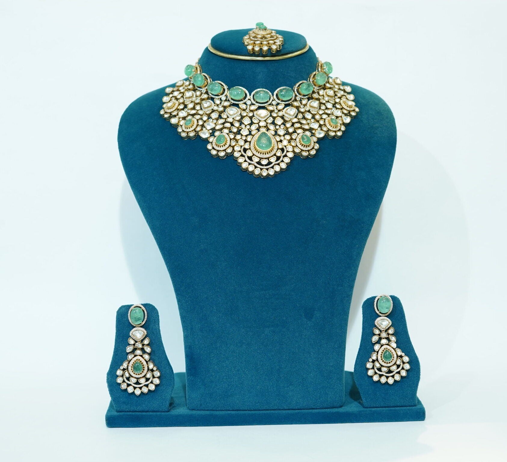 Green kundan studded jewellery set