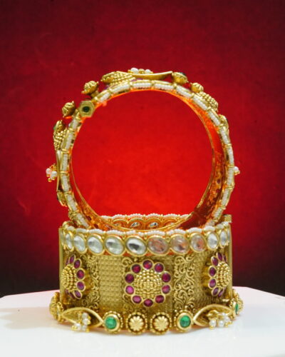Flower detail gold plated kada