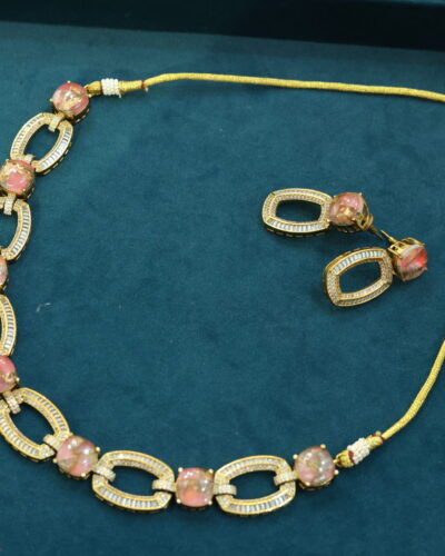 Geometric shape jewellery set