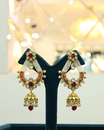 Teardrop earrings
